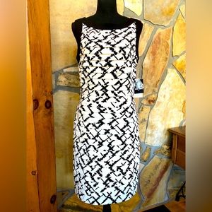 Sandra Darren Sleeveless Bodycon Midi Black White Dress (8)